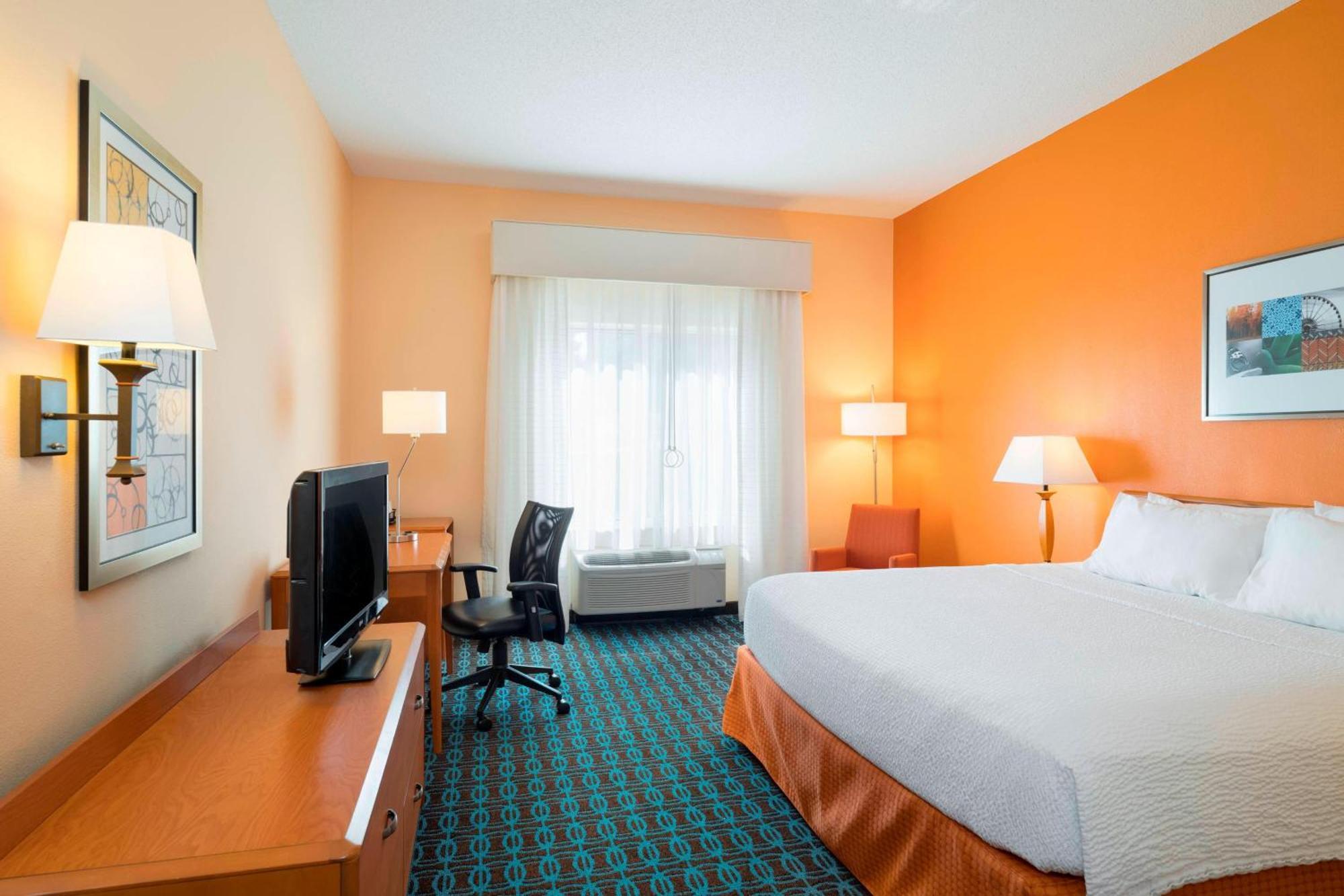 Fairfield Inn & Suites By Marriott State College Eksteriør billede