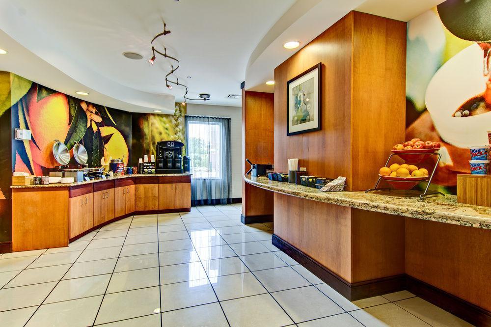 Fairfield Inn & Suites By Marriott State College Eksteriør billede