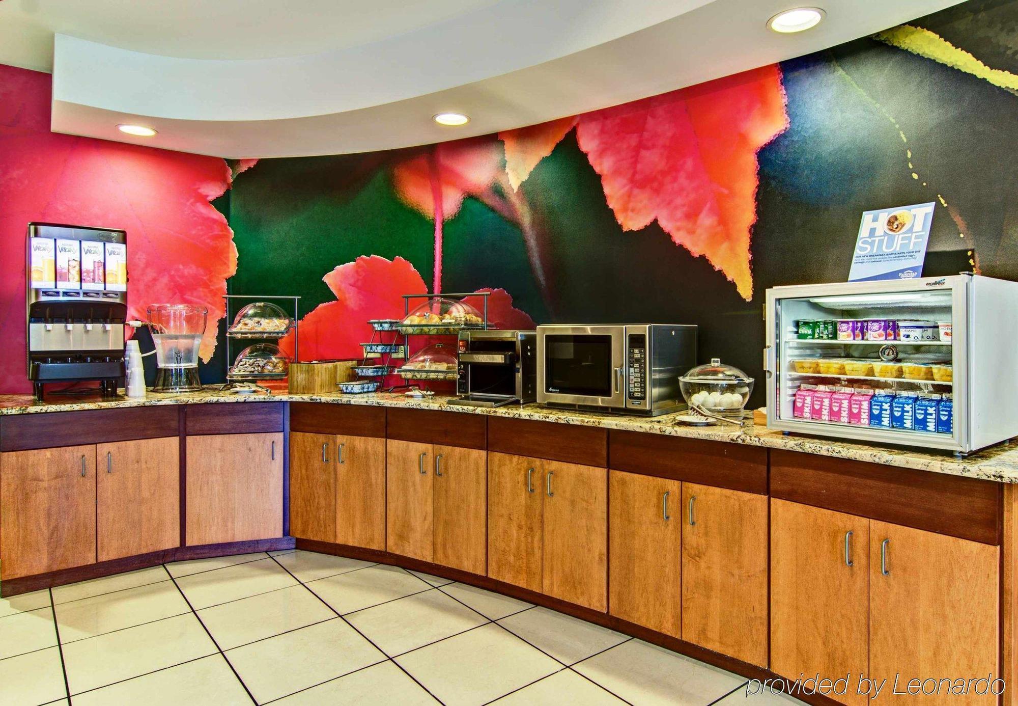 Fairfield Inn & Suites By Marriott State College Eksteriør billede