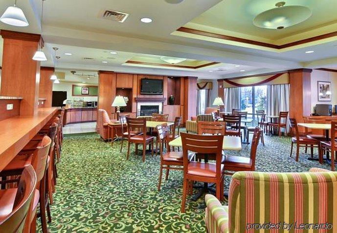 Fairfield Inn & Suites By Marriott State College Eksteriør billede