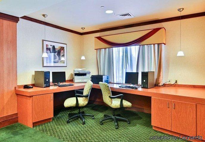 Fairfield Inn & Suites By Marriott State College Eksteriør billede