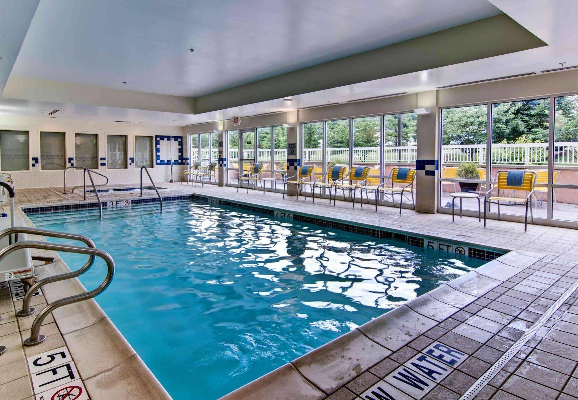 Fairfield Inn & Suites By Marriott State College Eksteriør billede